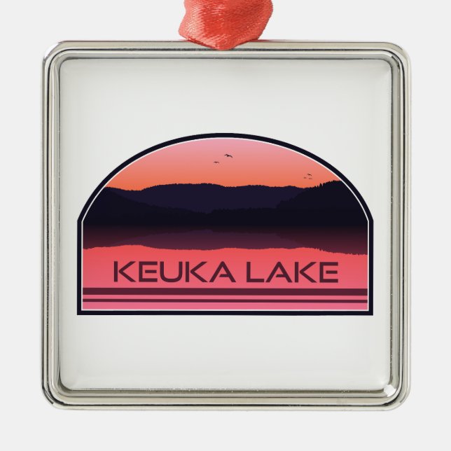 Keuka Lake New York Red Sunrise Ornament Aus Metall (Vorne)