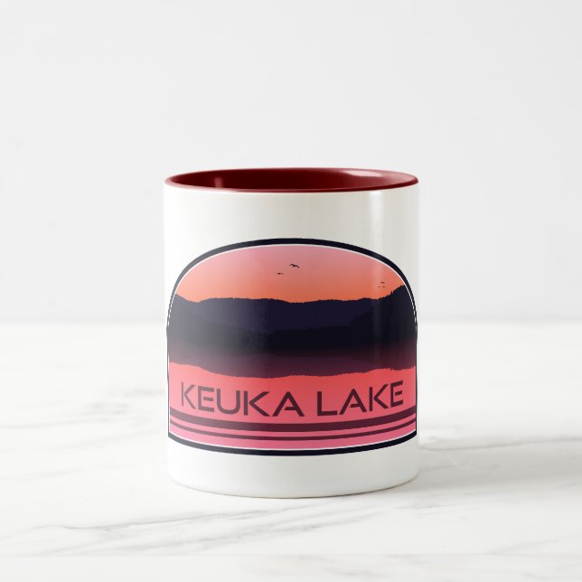 Keuka Lake New York Red Sunrise Zweifarbige Tasse (Mittel)