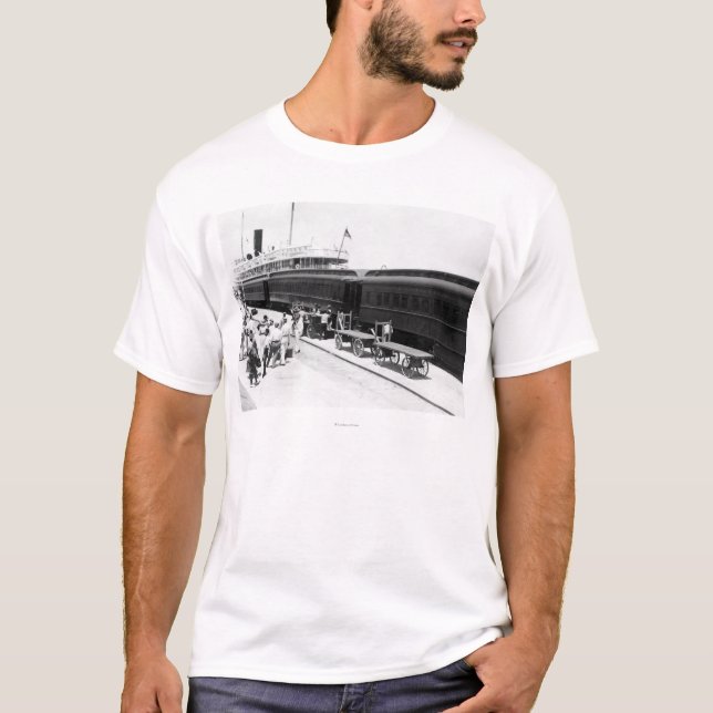 Key West-Bahnhofsladen Schiff von Kuba T-Shirt (Vorderseite)