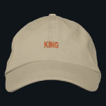 Khaki "KING" Anpassbarer Cotton Hat Bestickte Baseballkappe<br><div class="desc">Custom KING StickHat: Machen Sie eine Aussage mit diesem angepassten khaki Baumwollkappe,  mit "KING" bestickt in einem kühlen,  auffälligen Schriftart. Das verstellbare Gurtband sorgt für eine perfekte Passform.</div>