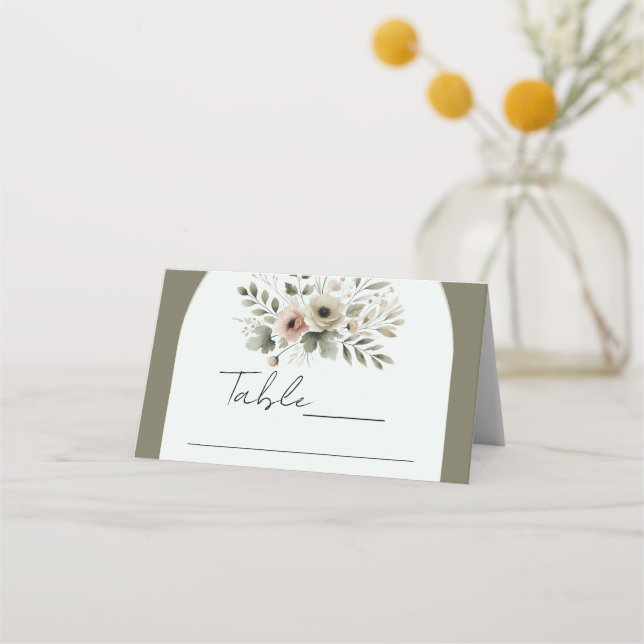 Khaki Olive Green Watercolor Floral Wedding Platzkarte (Vorderseite)