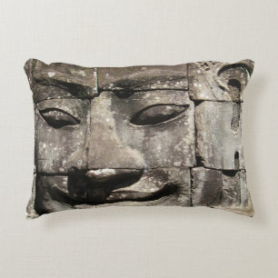 Khmer Stone Gesicht ... Bayon Temple, Kambodscha Zierkissen