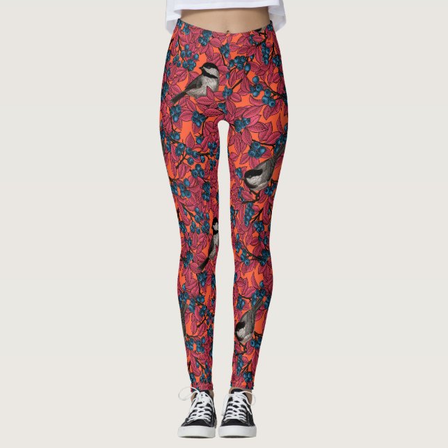 Kichervögel auf Blaubeeren-Ästen auf Orange Leggings (Vorderseite)
