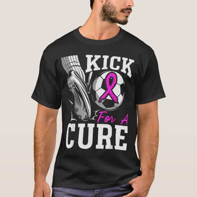 Kick For A Breast Cancer Awareness Nk Ribbon Socce T-Shirt (Vorderseite)