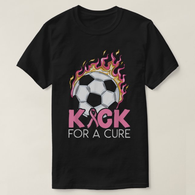 Kick for a cuure Soccer Player Breast Cancer Aware T-Shirt (Design vorne)