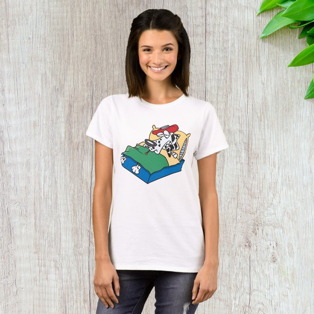Kick Hund in Bed T-Shirt (Von Creator hochgeladen)
