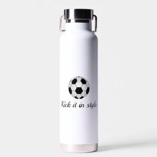 Kick it in Style Football Water Flasche (32 oz)