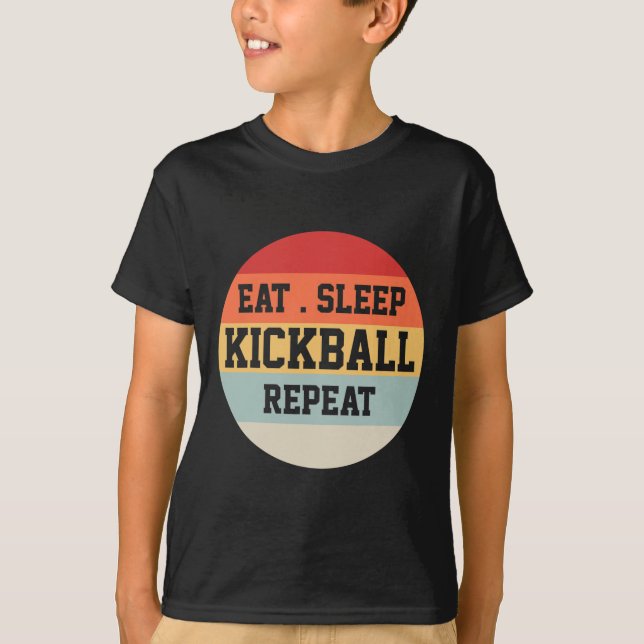 Kickball Player Retro Funny Gift T-Shirt (Vorderseite)