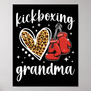 Kickboxende Oma eines Kickboxers Großmutter hören Poster