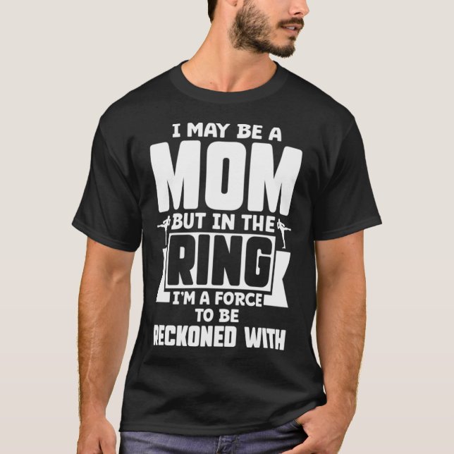 Kickboxing kann eine Mama sein, aber ich bin ein K T-Shirt (Vorderseite)