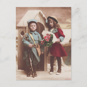 Kid Boy Soldier und Little Girl Vintage Postkarte