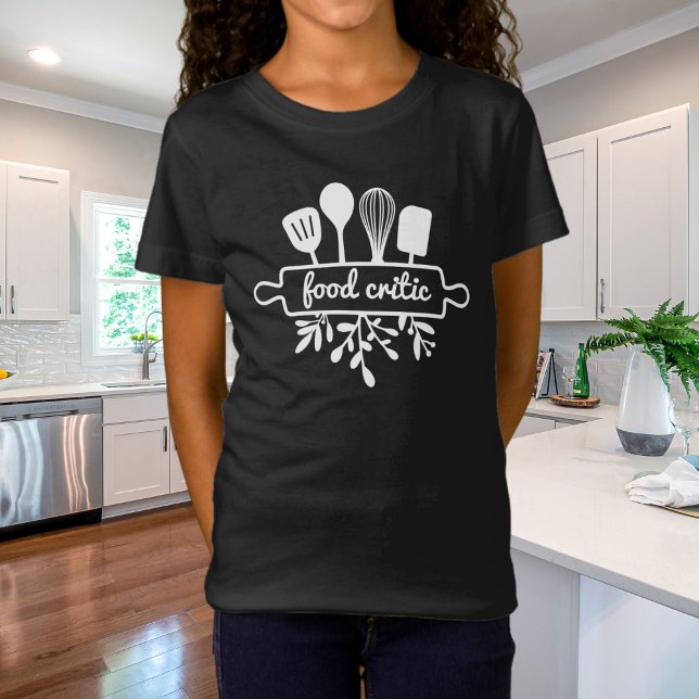 Kid Food Critic Kitchen Utensil and Greenerie T-Shirt (Von Creator hochgeladen)