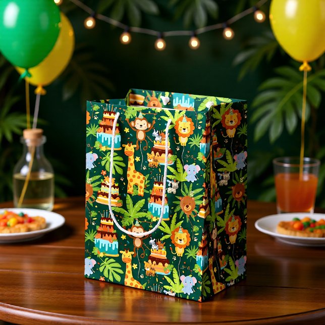 Kids Birthday Jungle Themed Gift Bag Mittlere Geschenktüte (Von Creator hochgeladen)