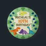 Kids Dinosaur Birthday Button<br><div class="desc">Niedlicher Dinosaurier-Geburtstagsknopf mit gelben,  blauen,  orangefarbenen und lila Dinosauriern auf grünem Laub. Diese hübschen Knöpfe haben auch Vorlagen,  sodass Sie Ihre eigenen Daten für den besonderen Tag Ihres Kindes hinzufügen können.</div>
