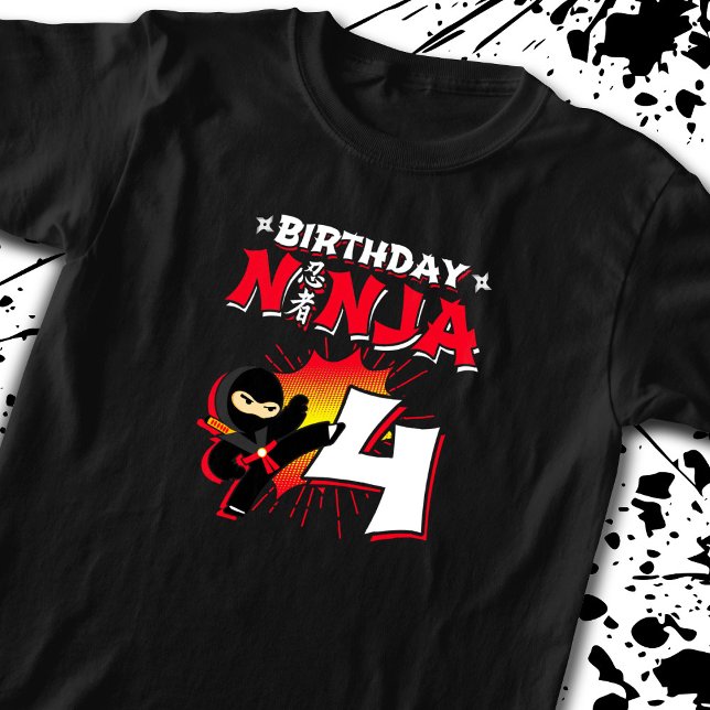 Kids Ninja Birthday Party Gift - 4 Jahre Old T-Shirt (Von Creator hochgeladen)