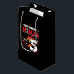 Kids Ninja Birthday Party Gift - 5 Jahre Old Kleine Geschenktüte<br><div class="desc">This Birthday Ninja 5 design feature the Ninjutsu Japanese symbol,  half-tone comic style background and a cartoon ninja karate kick graphic that your 5 year old birthday ninja boy or girl will!</div>