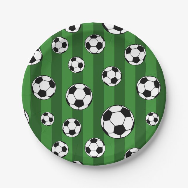 Kids Soccer Ball Pattern on Green Stripes Birthday Pappteller (Vorderseite)
