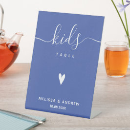 Kids Table - Elegante Calligraphy Blue Wedding Sockelschild
