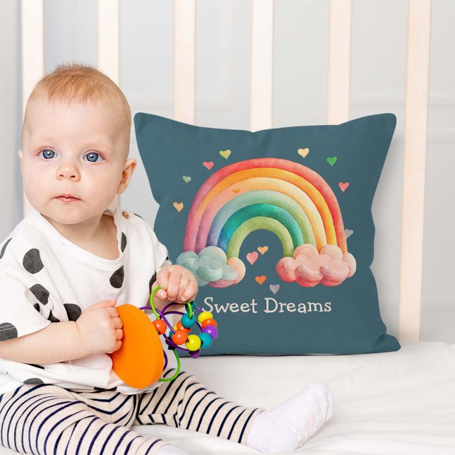 Kids Whimsical Pastel Rainbow in Clouds Kissen (Von Creator hochgeladen)