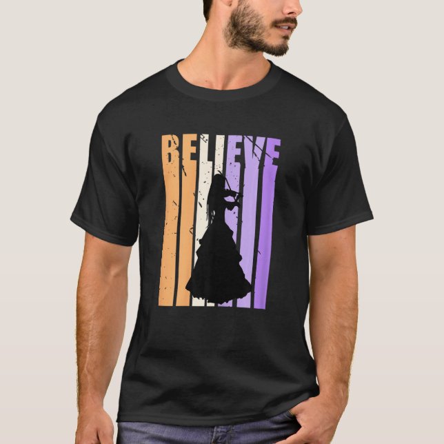 Kids Youth Retro Violin Believe Practice Plays The T-Shirt (Vorderseite)