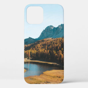 KIEFERNBÄUME IN DER NÄHE DES SEES Case-Mate iPhone HÜLLE