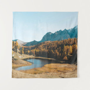 KIEFERNBÄUME IN DER NÄHE DES SEES WANDTEPPICH