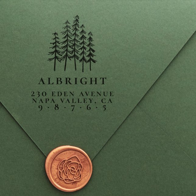 Kiefernbäume und Familienname Formales Rücksendead Permastempel (Rubber Stamp Mock-up)