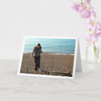 Kies am Strand sammeln