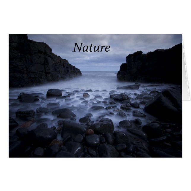 Kiesel und Felsen entlang der Küste des Ozeans (Vorderseite (Horizontal))