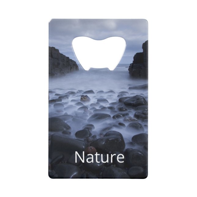 Kiesel und Felsen entlang der Küste des Ozeans Geldbeutel Flaschenöffner (Vorderseite)