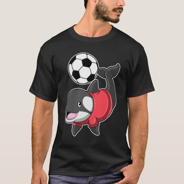Killerwhale als Fußballspieler mit Fußball T-Shirt (Vorderseite)