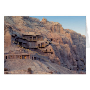 Kilzil Tausend-Buddha-Höhlen, Kuche, nahebei