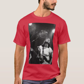 Kim Deal spielt Gitarre T-Shirt