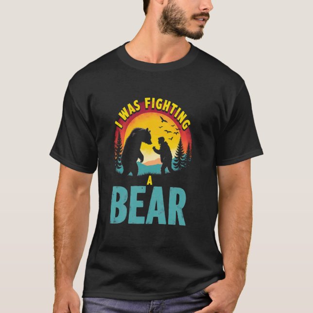 Kind Bärenkampf Tapferkeit T-Shirt (Vorderseite)