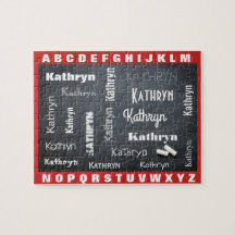 Kind lernen, den Zaubernamen zu schreiben