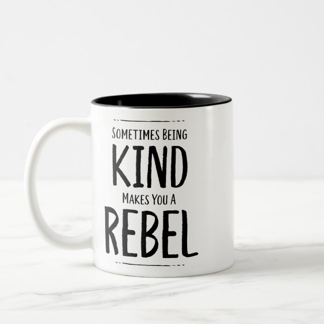 Kind Rebel Zweifarbige Tasse (Links)