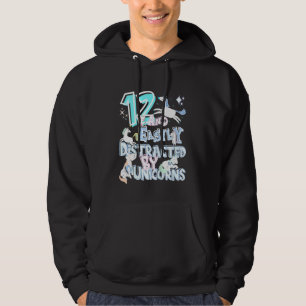 Kinder 12 und leicht von Unicorns abgelenkt Hoodie