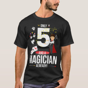 Kinder 5. Geburtstag nur 5 und ein Magier bereits T-Shirt