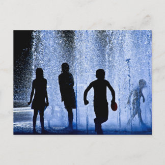 Kinder bei Play Blue Postcard Postkarte