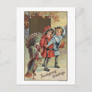 Kinder, die einen Kürbis halten, Truthähne Postkarte