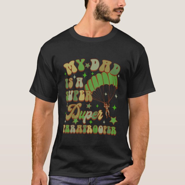 Kinder Fallschirmjäger Daddy mir mein Vater ist ei T-Shirt (Vorderseite)