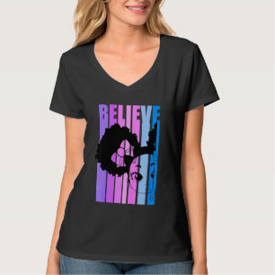 Kinder glauben Retro Black Girls Peekaboo Afro Nat T-Shirt