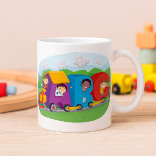 Kinder im Alphabet-Zug Kaffeetasse