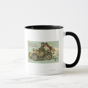 Kinder im Auto mit Kleeblättern Tasse