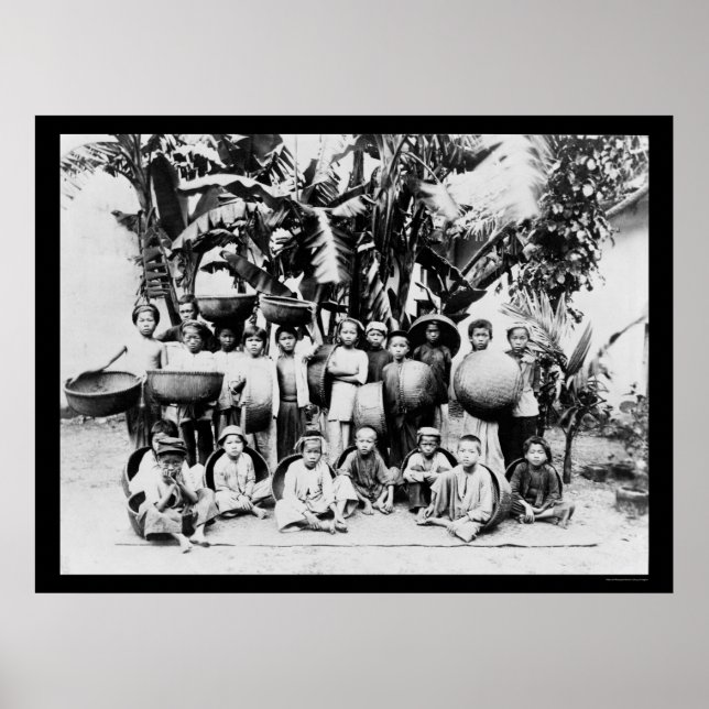 Kinder in Saigon, Südvietnam 1901 Poster (Vorne)