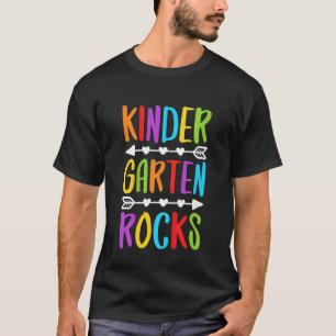 Kinder Kindergarten Rocks im Vorschulalter zurück  T-Shirt