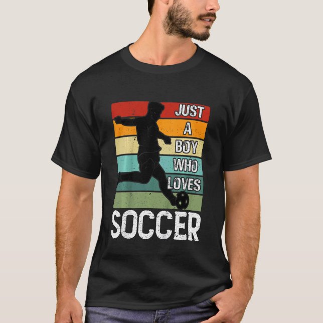 Kinder nur ein Junge, der Lieben Fußball-Player Re T-Shirt (Vorderseite)