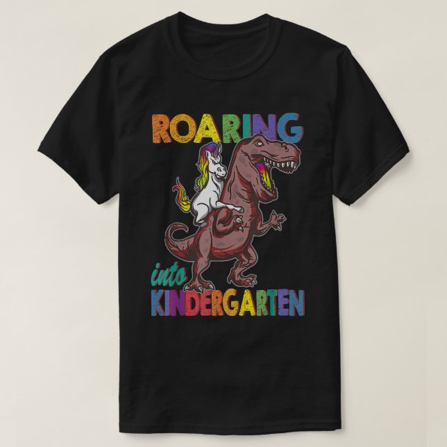 Kinder Roaming in Kindergartenmädchen Zurück zu T-Shirt (Design vorne)