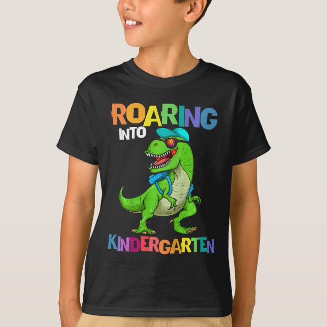 Kinder rotieren in den Kindergarten Dinosaurier T  T-Shirt (Vorderseite)