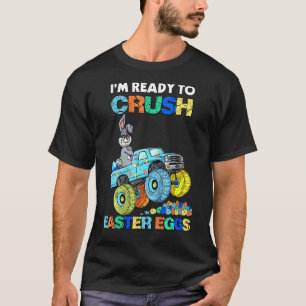 Kinder sind bereit, Ostereier-Kaninchen in einem M T-Shirt